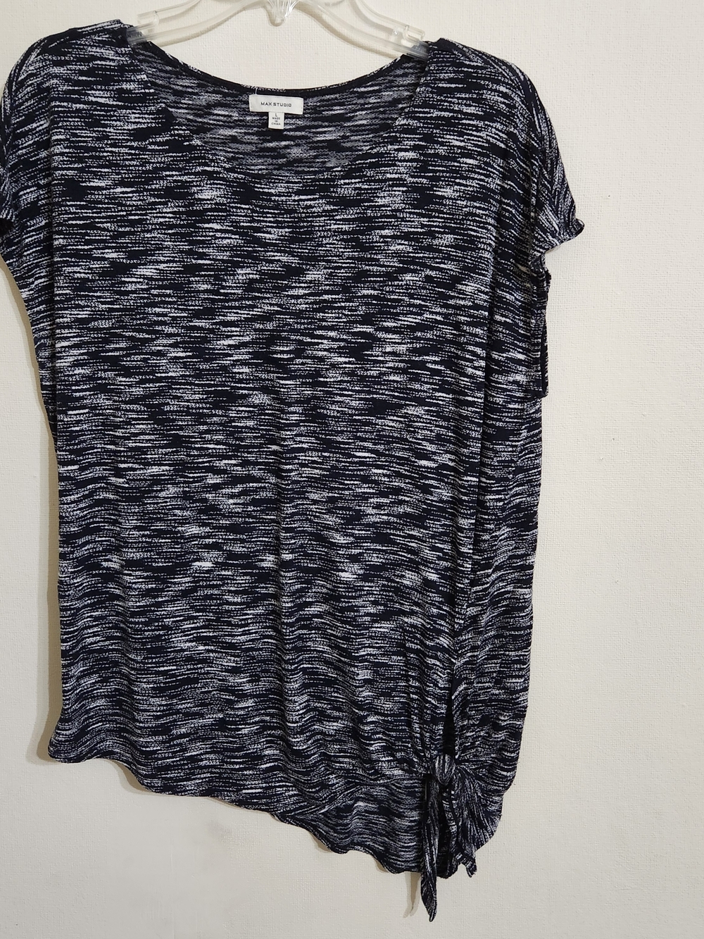 Max Studio Navy & White Space-Dye Tie-Hem Short Sleeve Top